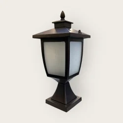 625 S4 Garden Gate Light